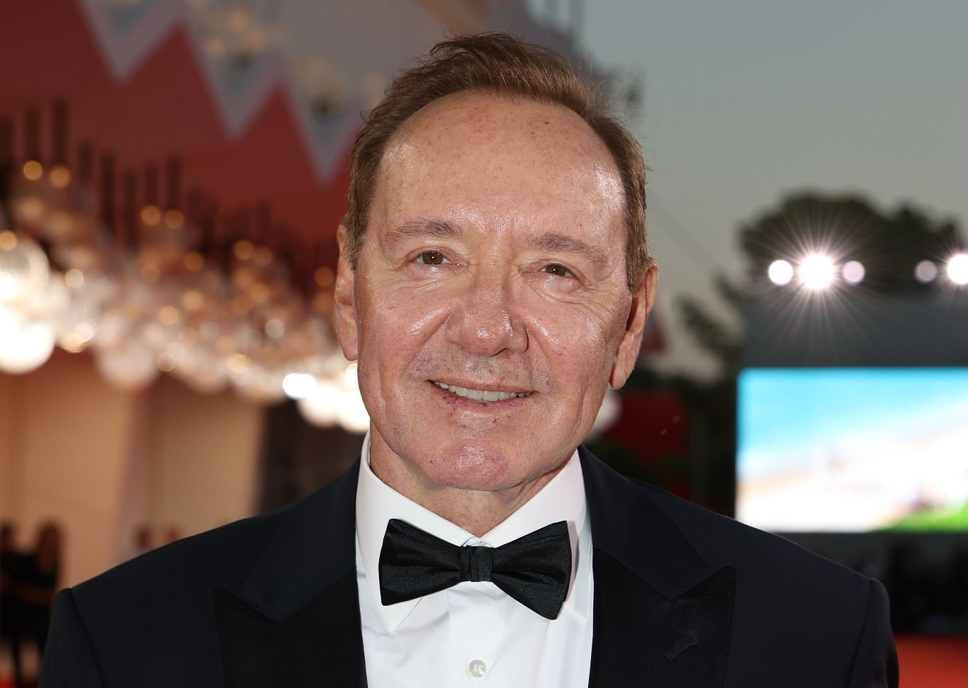 Кевин Спейси стал бездомным после скандала: что придумал актер для возвращения в Голливуд