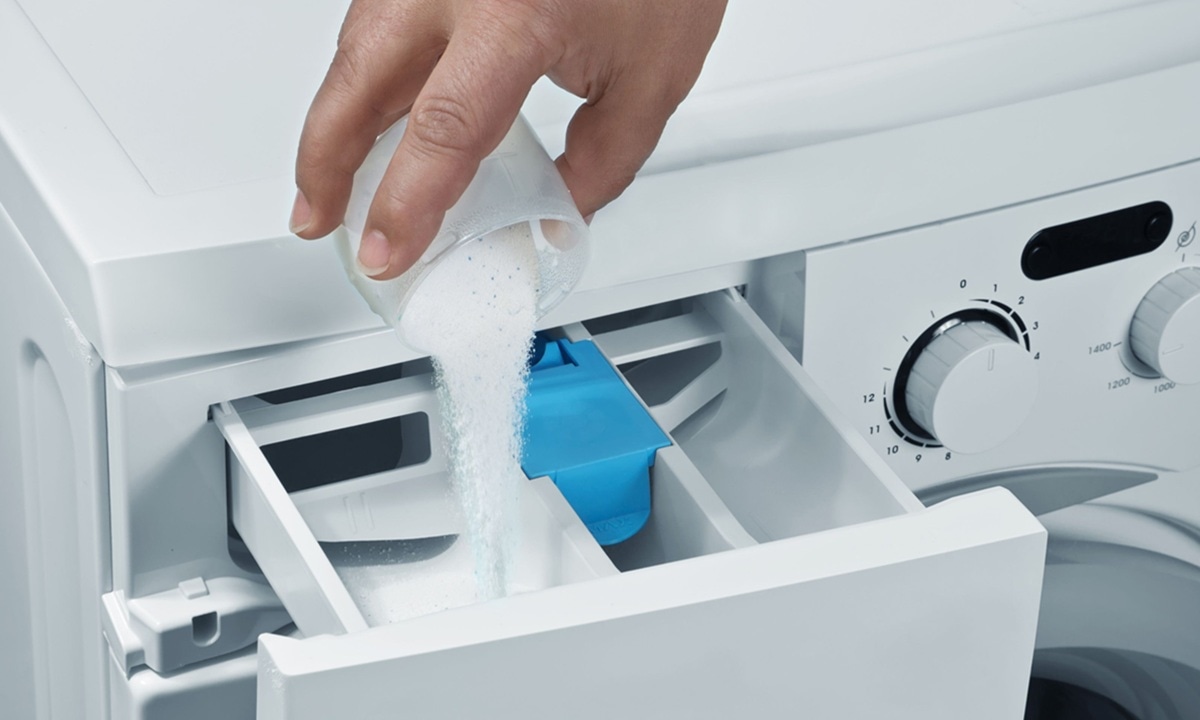 Машинка страдает от наших привычек: чем опасно пересыпание порошка при стирке