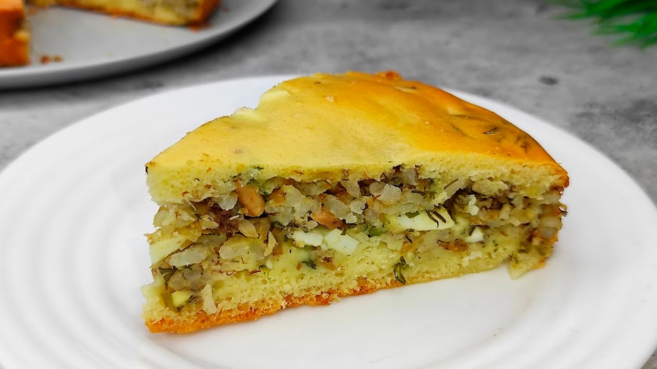 Рыбу не любили  теперь просят добавку: простой заливной пирог с консервами своим вкусом покоряет любых едоков