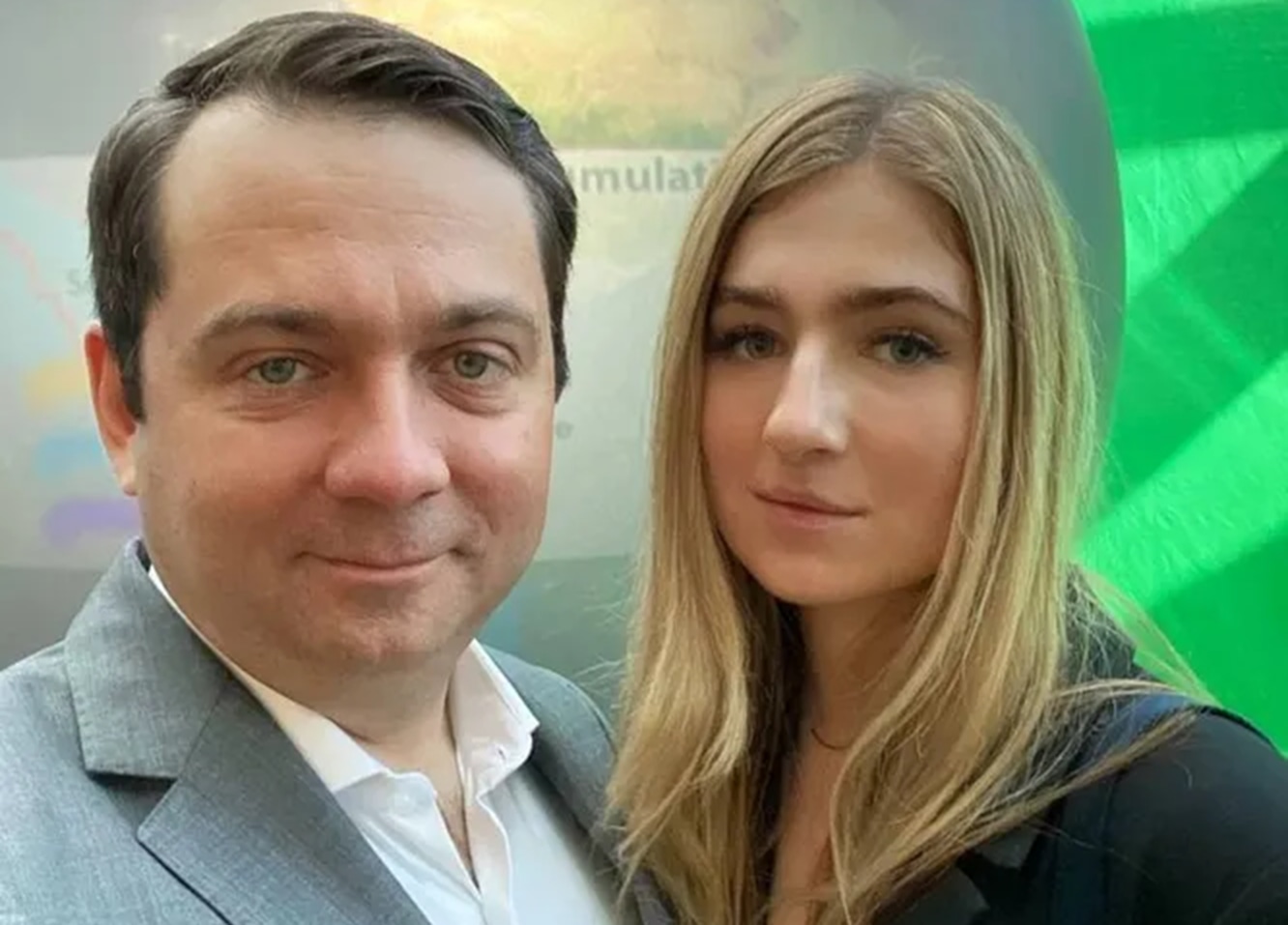 Дочь губернатора Мурманской области Андрея Чибиса отдала деньги преступникам