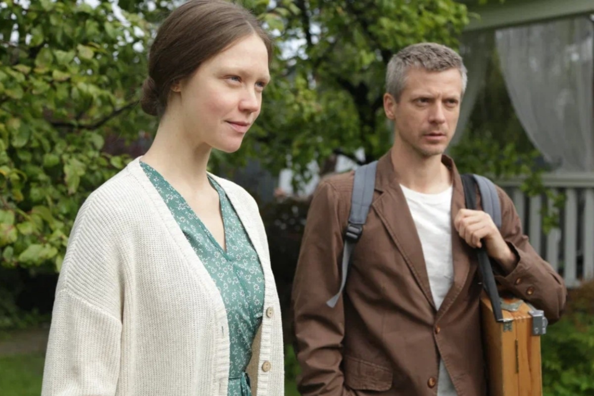 Сериал Семейный подряд: актеры и роли