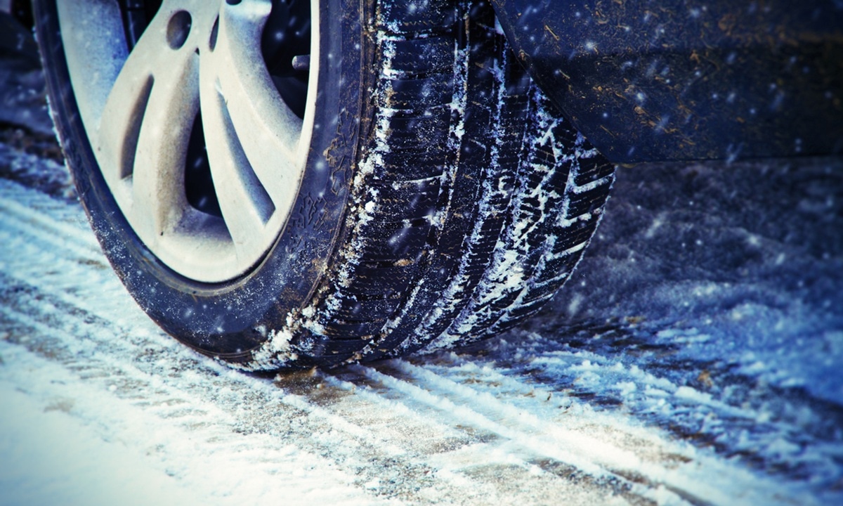 Самодельные шипы зимой вас убьют: чем на самом деле рискует водитель