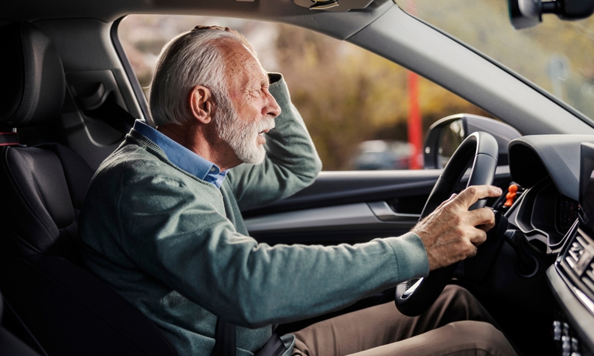 Кого больше не пустят за руль: в ГАИ обновили правила для водителей за 60 лет