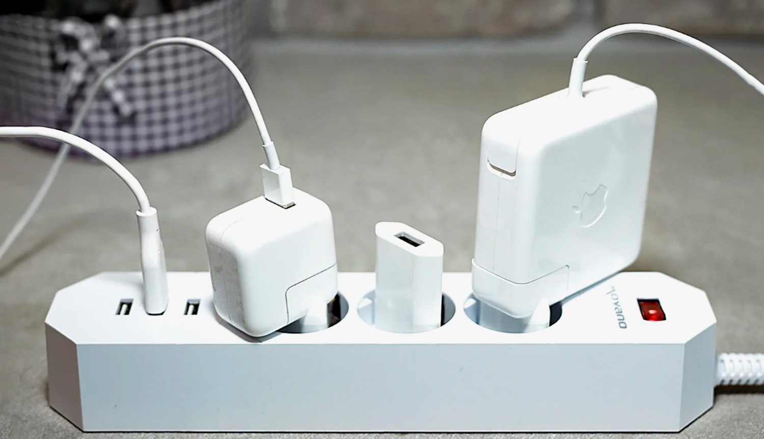 Вы экономите, а счета за свет растут: эти приборы постоянно пожирают электроэнергию