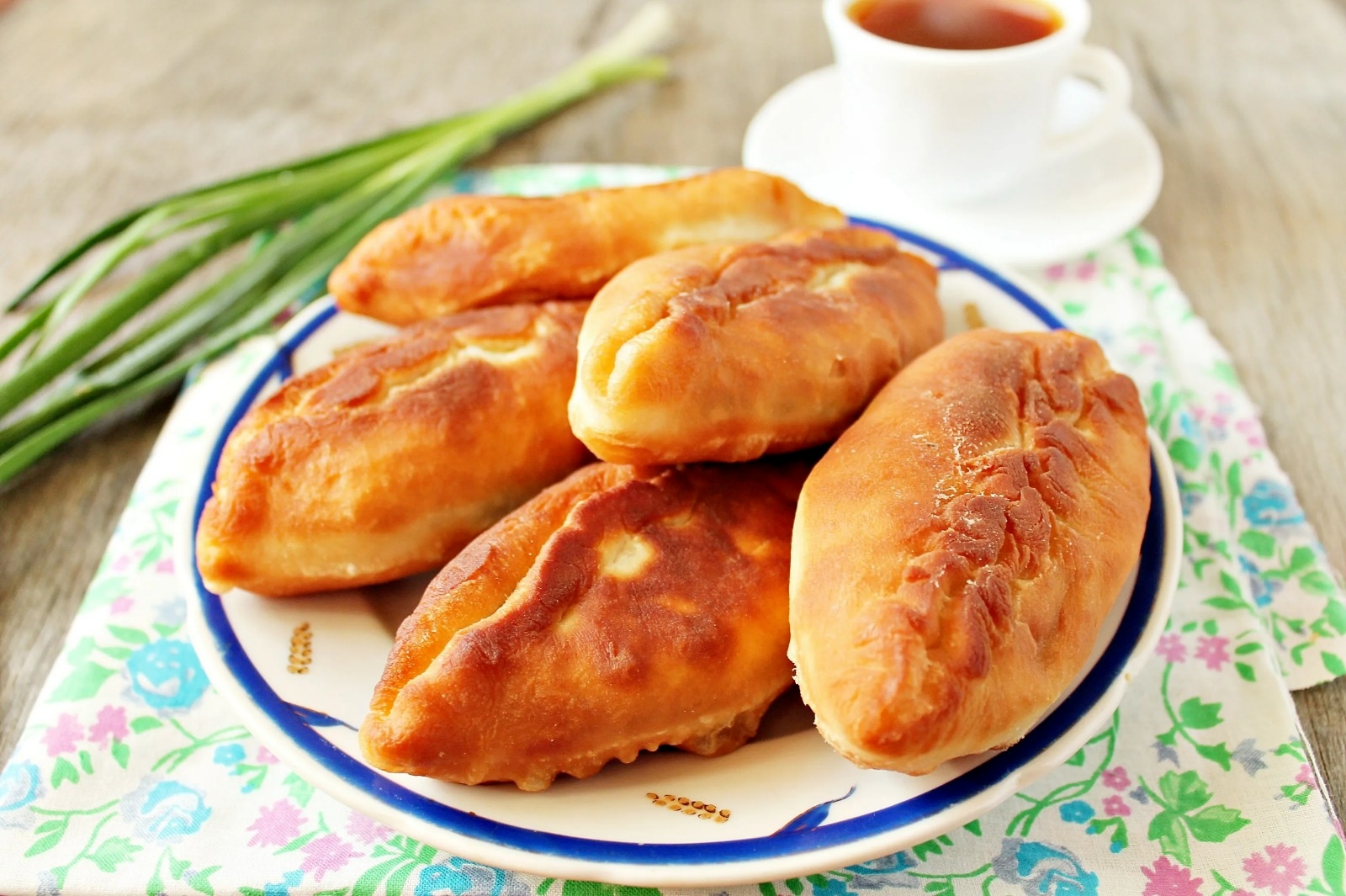 Воздушные пирожки без дрожжей: одна хитрость с картофельным пюре  и тесто как пух