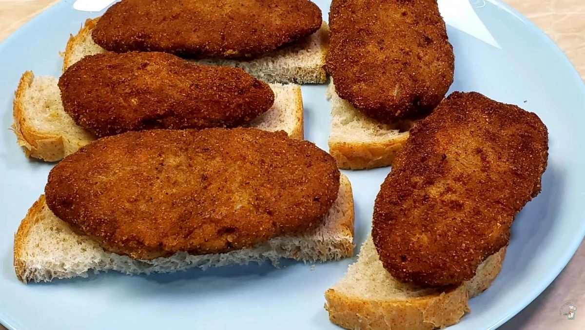 Старый хлеб превращается в хит: нежные котлеты по-индийски с хрустящей корочкой