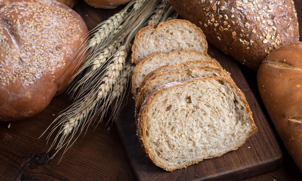 Вы точно перестанете выбрасывать хлеб: как сохранить мягкость до 2 недель