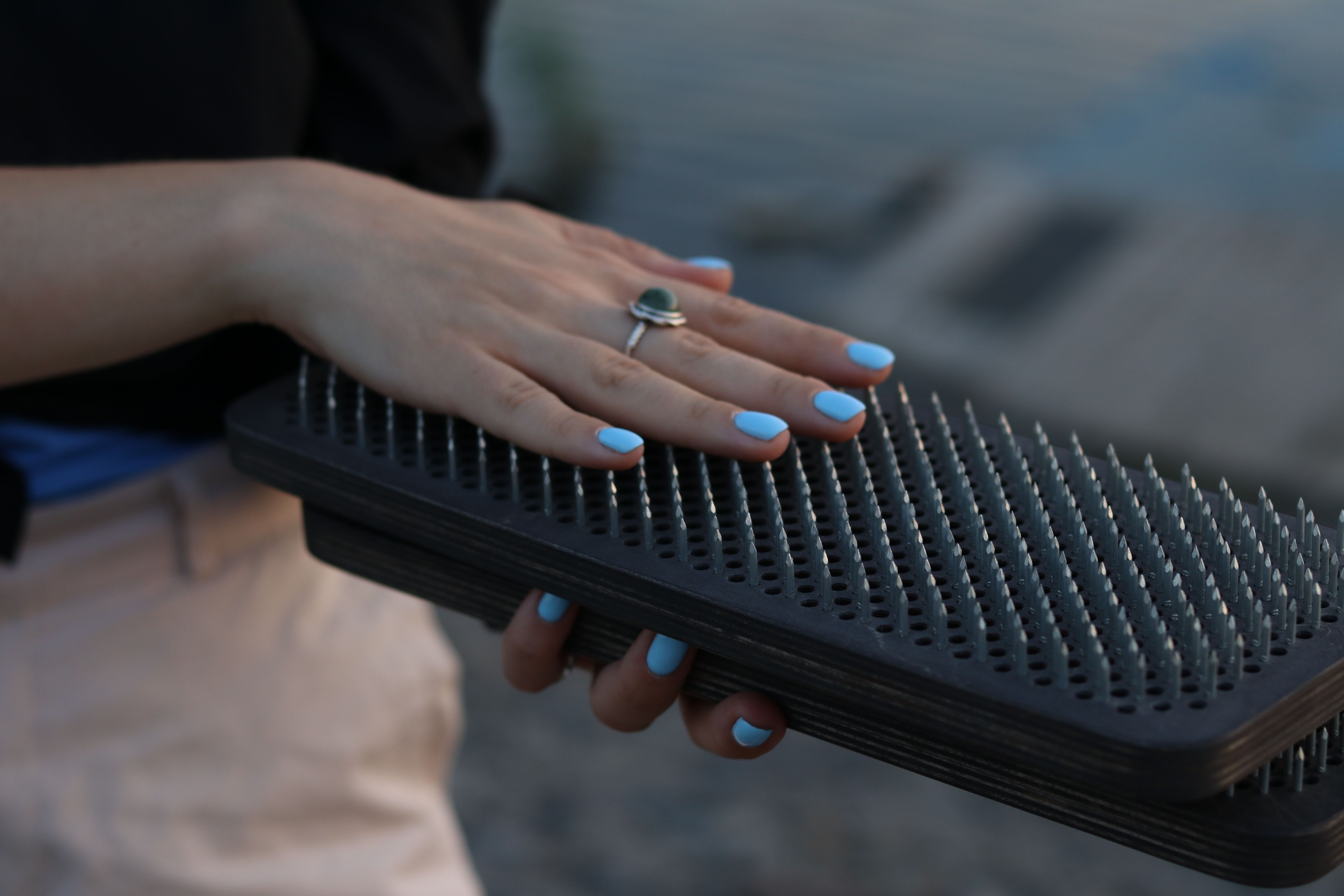 Доска садху  боль ради спокойствия разума: что нужно знать перед первым занятием