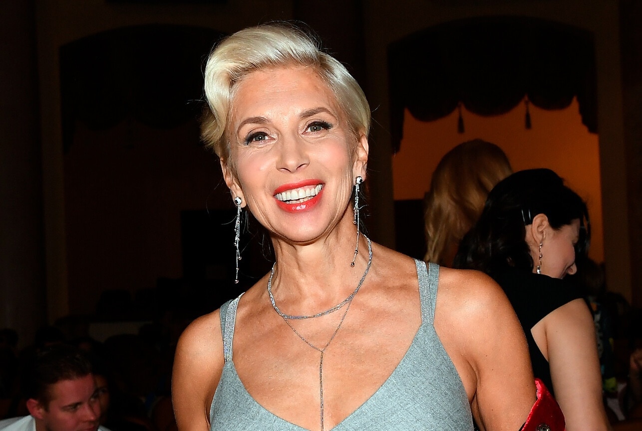 Алена Свиридова стала бабушкой: певица уехала в Канаду и показала очаровательную внучку