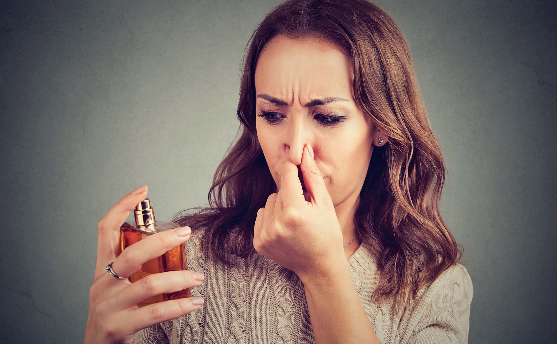 Как понять, что ваш парфюм испорчен: 5 явных признаков и причины