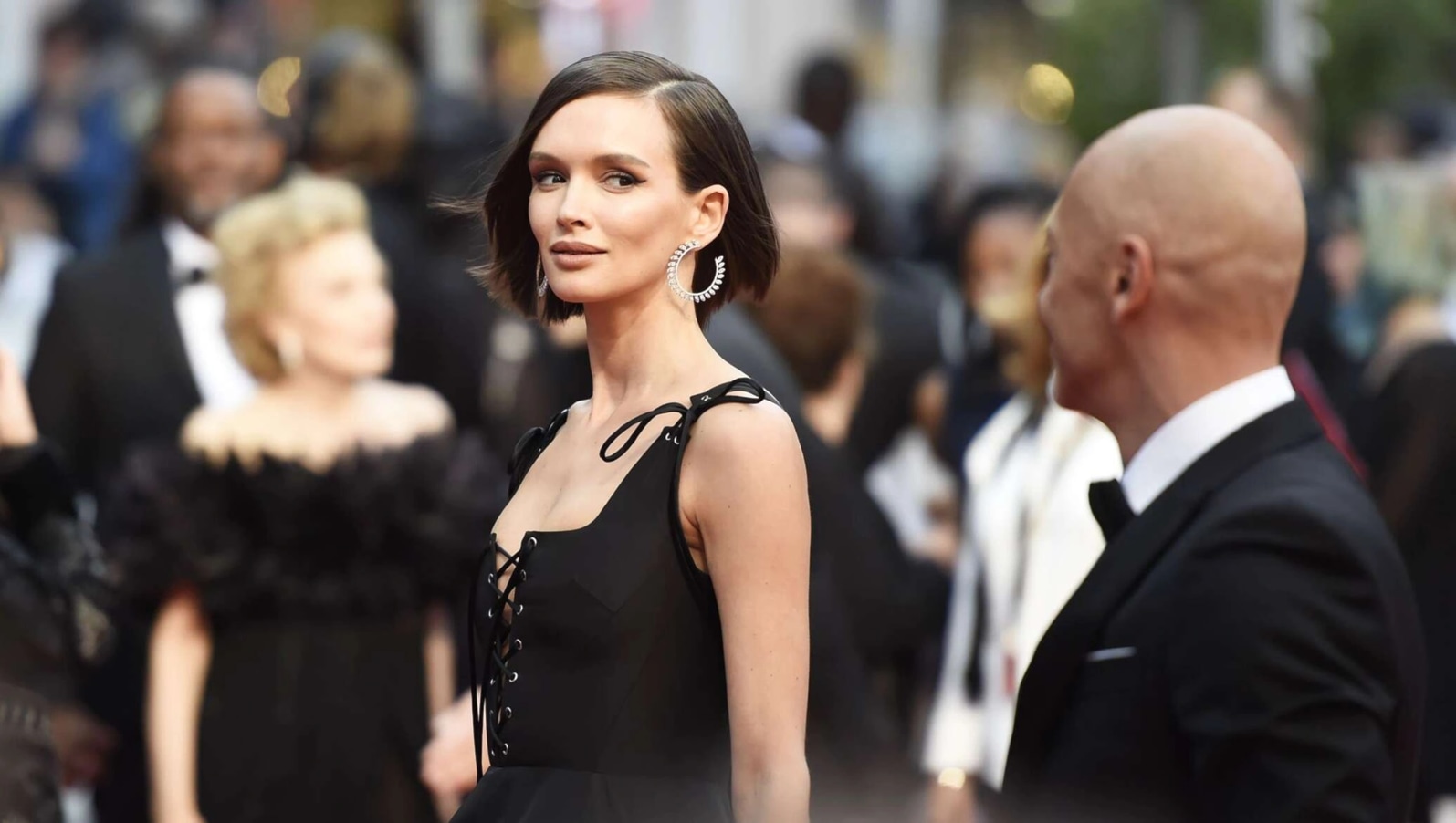 Бондарчука утешила 40-летняя возлюбленная: СМИ сообщили об окончательном разрыве режиссера с Паулиной Андреевой