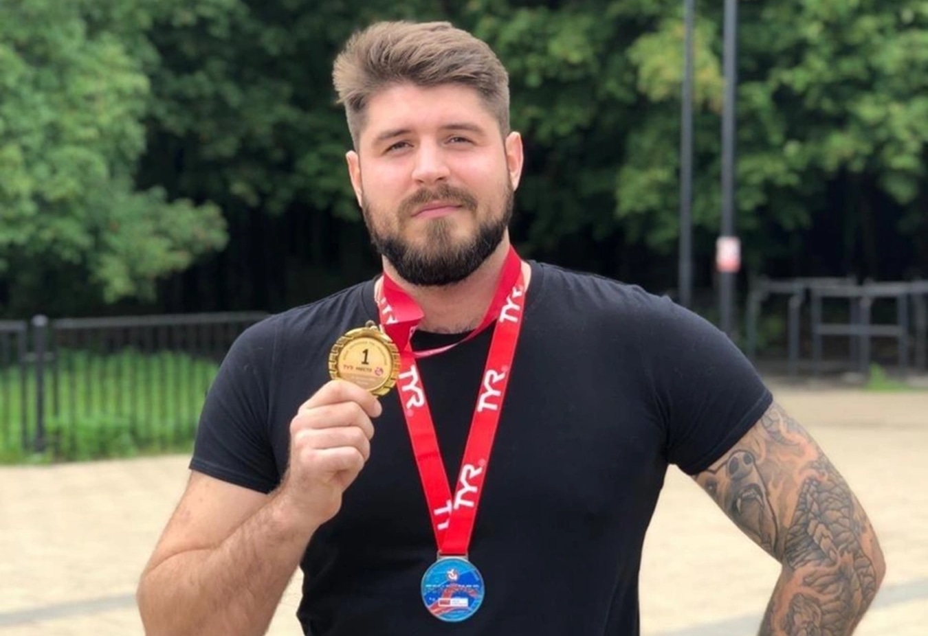 В Подмосковье простились с Николаем Свечниковым: тело без головы и рук вызвало вопросы