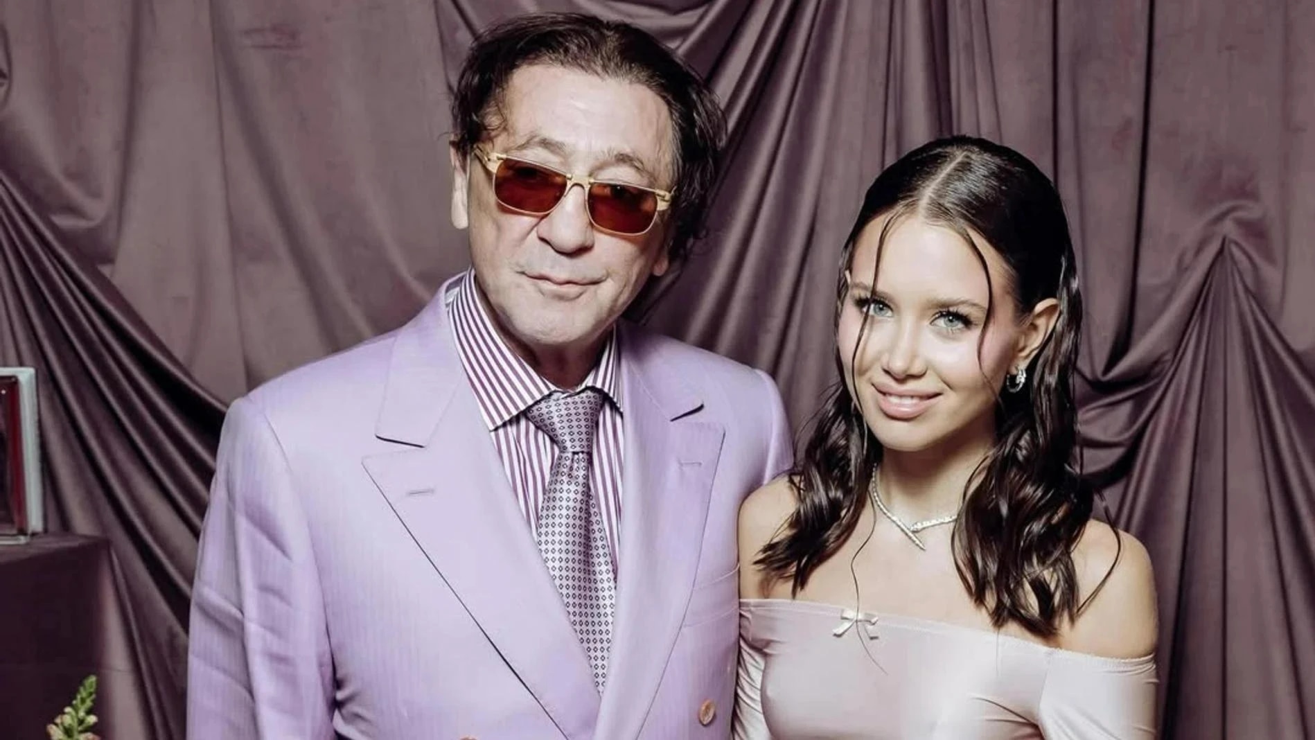 Продюсер рассказал, сколько Лепс мог заработать на романе с Авророй