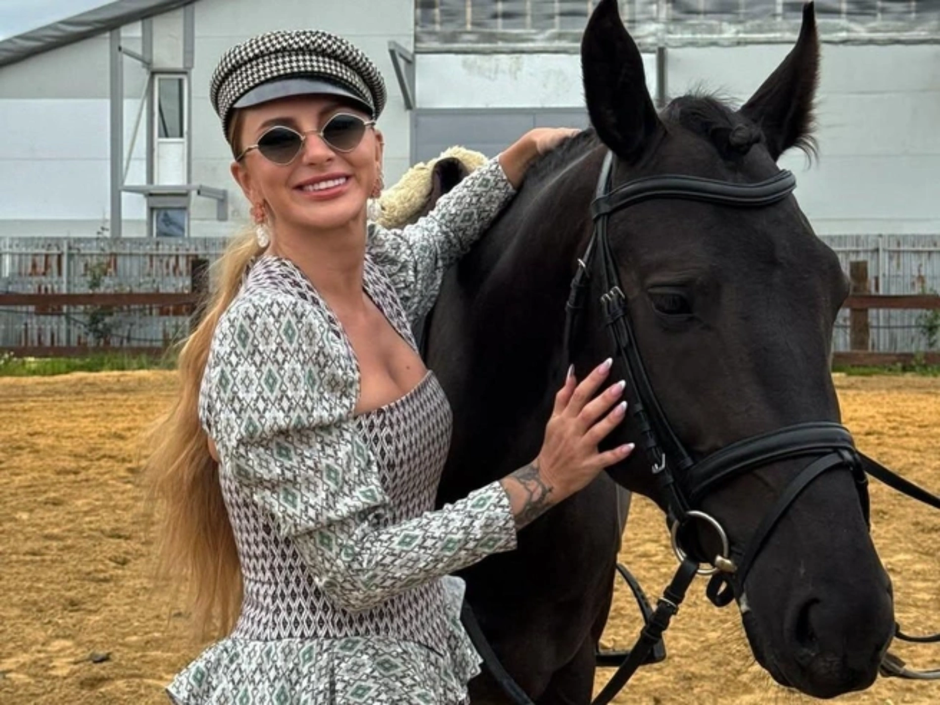 Необычные питомцы российских звезд: не было печали  завели козу