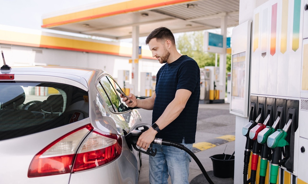 Когда не стоит лить 95-й бензин вместо 92-го: какое топливо покупать, чтобы не погубить двигатель