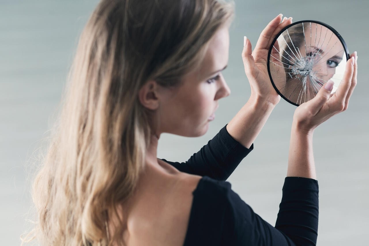 Вы привлекаете равных себе: как самооценка формирует атмосферу в отношениях