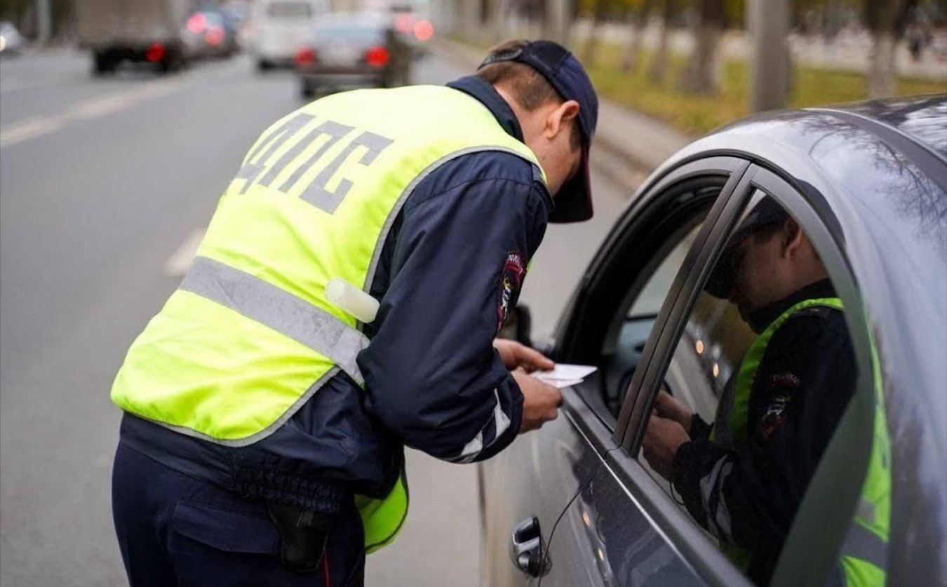 Если забыли права дома: почему инспектор имеет право оштрафовать вас без оригинала документа