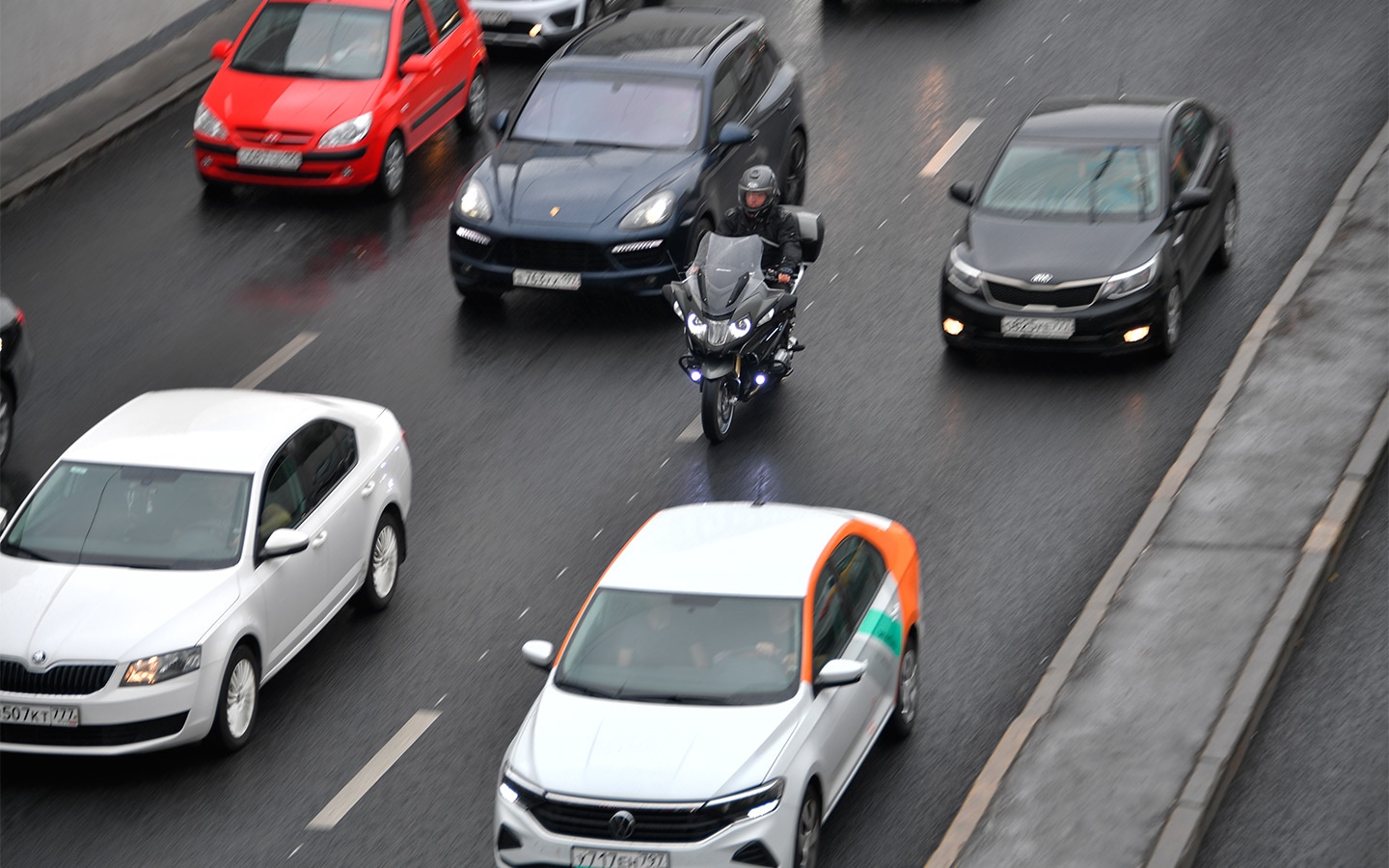 Резкий тормоз  фатальное решение: как на мотоцикле правильно реагировать на внезапное препятствие