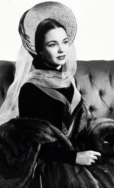 Госпожа Бовари - биография, внешность и характер, герои, цитаты - 24СМИ