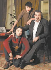 Алексей Золотовицкий с отцом и братом