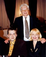 Евгений Жариков с женой и сыном