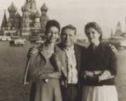 Марк и Лилия Бернес с женой чешского режиссера Я. Кадара