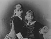 Александра Фёдоровна с сестрой