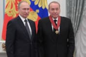 Владимир Путин и Александр Масляков