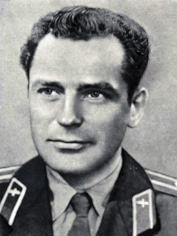 Герман Титов