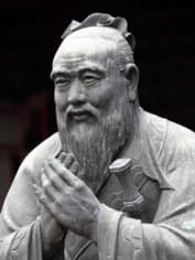 Статуя ​Конфуция