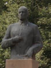 Памятник Ивану Панфилову