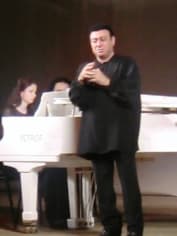 Зураб Соткилава на сцене