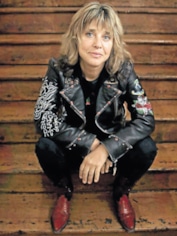 Сьюзи Кватро