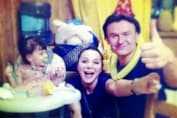 Иван Рудаков и Лаура Кеосаян с дочерью
