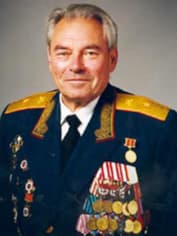 Генерал Артем Сергеев