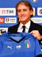 Тренер сборной Италии Роберто Манчини