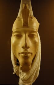 Бюст Эхнатона. Розенкрейцерский египетский музей. Сан-Хосе