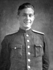 Евгений Матвеев в молодости