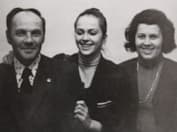 Ирина Дерюгина в молодости с родителями