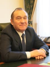 Петр Бирюков