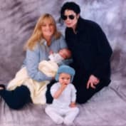 Дебби Роу и Майкл Джексон с детьми