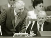Егор Лигачев и Михаил Горбачев