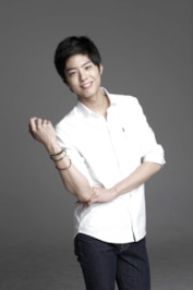 Пак Бо Гом в юности