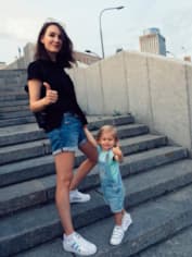 Юлия Кокрятская с дочерью Ариной