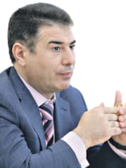 Азад Бабаев