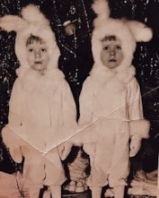 Алекс Малиновский в детстве с братом