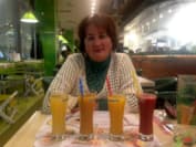 Майя Дзидзишвили в кафе