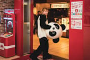 Эд Ширан в костюме панды