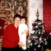 Наталья Забияко в детстве с мамой