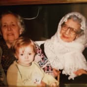 Надежда Михалкова в детстве с бабушками